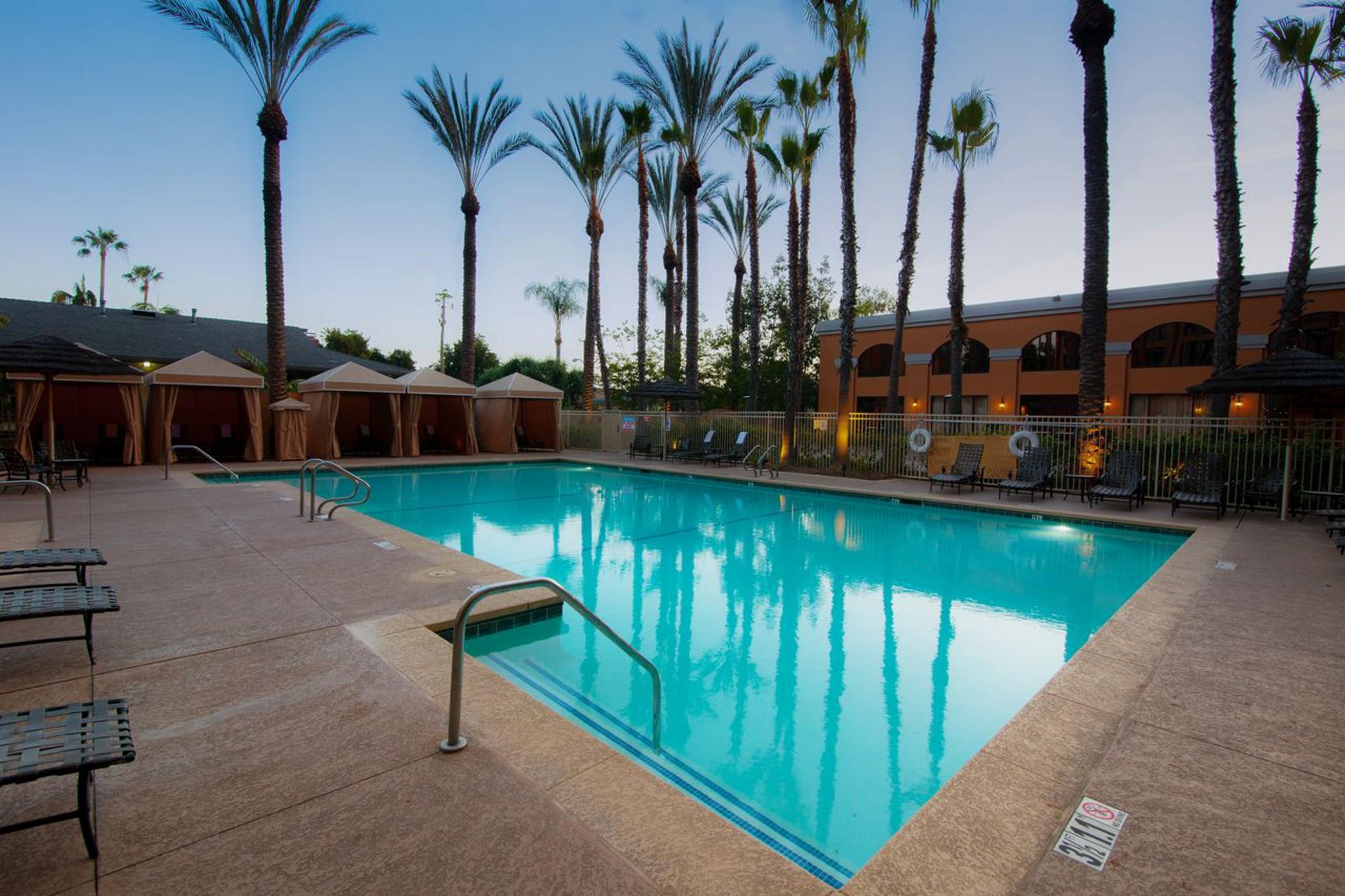 Delta Hotels By Marriott Anaheim Garden Grove Esterno foto